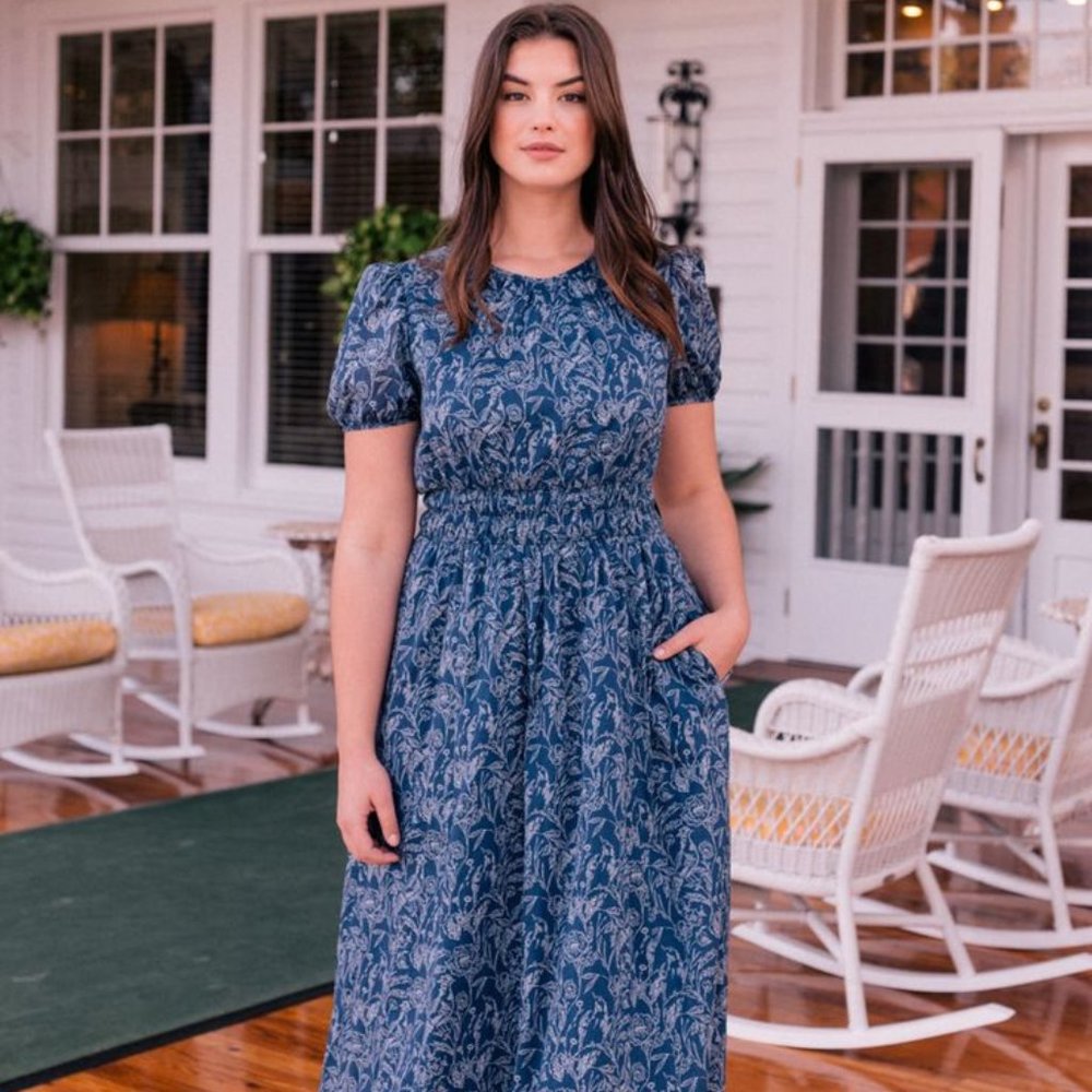 Gal Meets Glam Giselle Dress in Navy Ivory Size 8